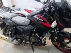 Bajaj Pulsar 150 Twin Disc